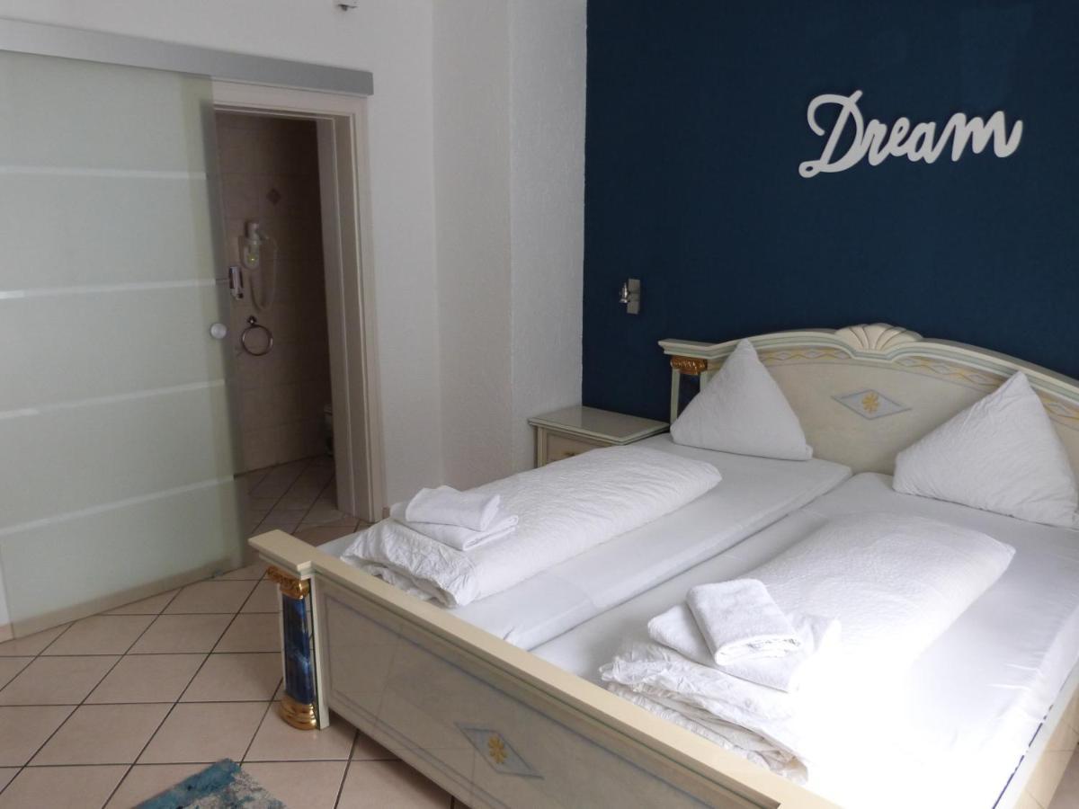 Winzergasthof Zum Kellerstuebchen Mehring  Zewnętrze zdjęcie